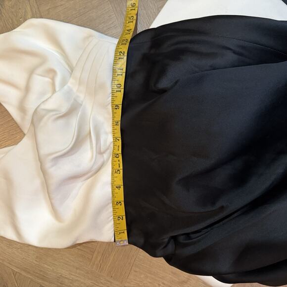 Sachin & Babi Cleo Wrap Gown Sleeveless V Neck Black Ivory Bow Women’s Size 6 - Picture 8 of 11